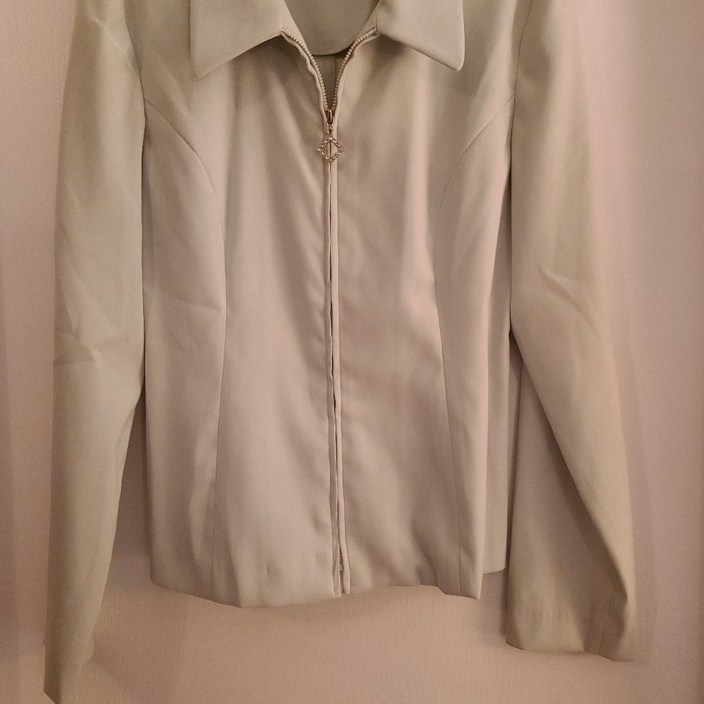 Gantos  Zip up Woman's Blazer Mint color Size 8